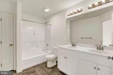 675 Integrity Dr, Lititz, PA 17543 photo 27