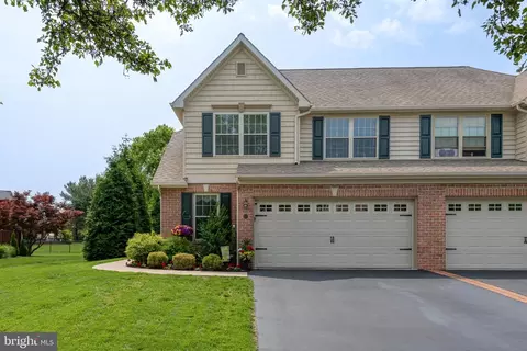 452 Huntington Dr, Mountville, PA 17554
