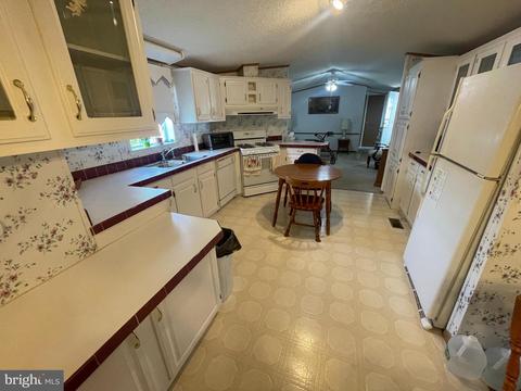 24 E Opal Dr, Lititz, PA 17543 photo 18