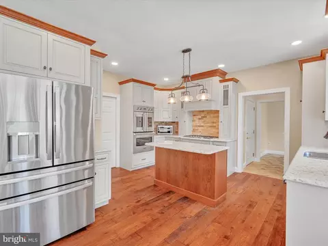 195 W Millport Rd, Lititz, PA 17543 photo 17