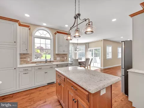 195 W Millport Rd, Lititz, PA 17543 photo 18