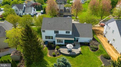 309 E Fourth Ave, Lititz, PA 17543 photo 5
