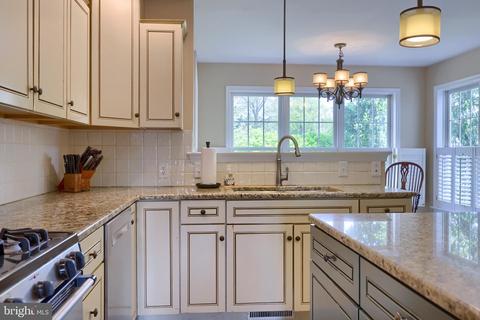 309 E Fourth Ave, Lititz, PA 17543 photo 15