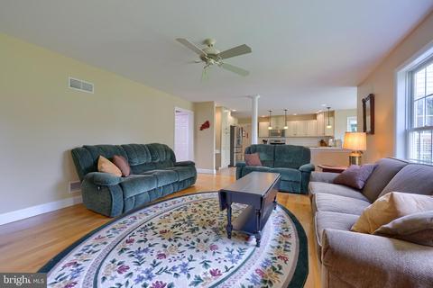 309 E Fourth Ave, Lititz, PA 17543 photo 22