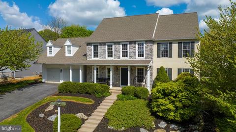 309 E Fourth Ave, Lititz, PA 17543