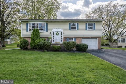 310 Clover Ave, Lancaster, PA 17602