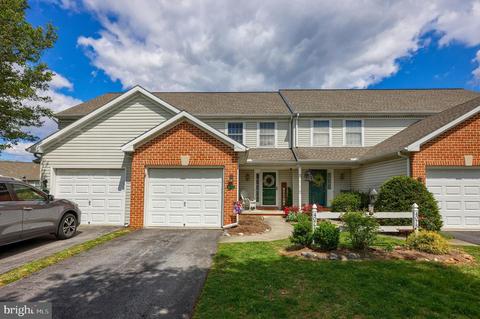4077 Laurel Ln, Mount Joy, PA 17552