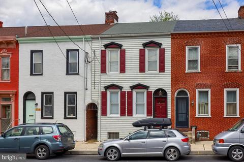 715 Walnut St, Columbia, PA 17512