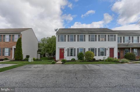 379 Deerfield Dr, Mount Joy, PA 17552