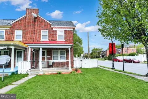 303 N Broad St, Lancaster, PA 17602