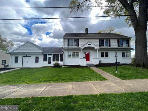 435 S Cherry St, Lititz, PA 17543
