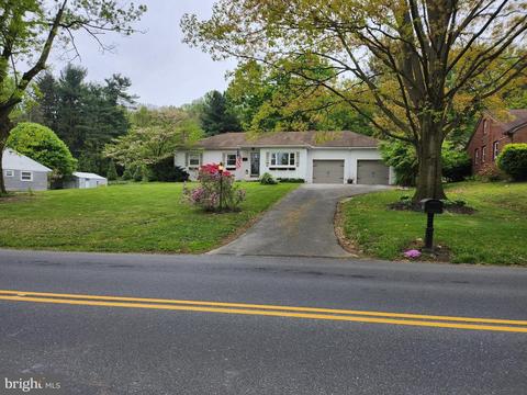 142 Meadow Ln, Lancaster, PA 17601