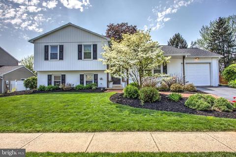 428 Longmeadow Rd, Lancaster, PA 17601
