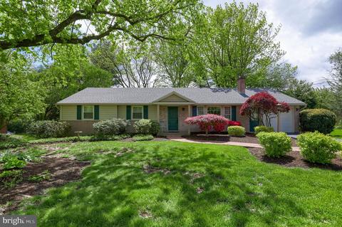 1608 Silver Spring Rd, Landisville, PA 17538