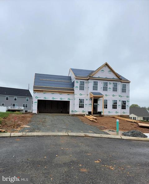 306 Magnolia Ln, New Providence, PA 17560
