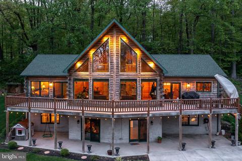 3 Hess Cir, Ephrata, PA 17522