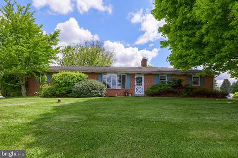921 N State St, Ephrata, PA 17522