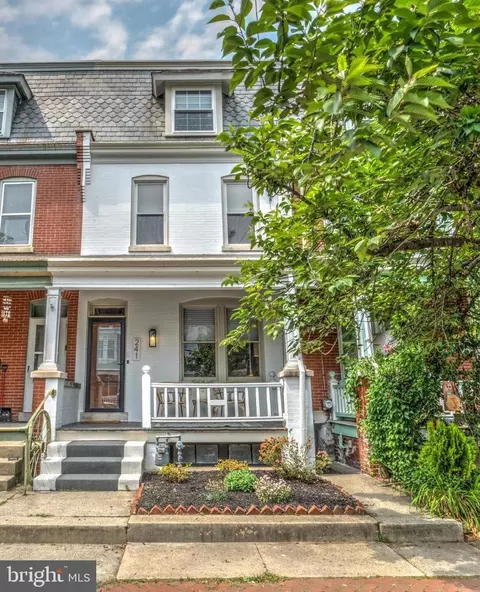 241 E Clay St, Lancaster, PA 17602