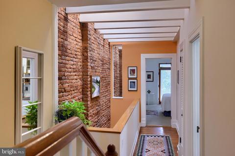 633 W Chestnut St, Lancaster, PA 17603