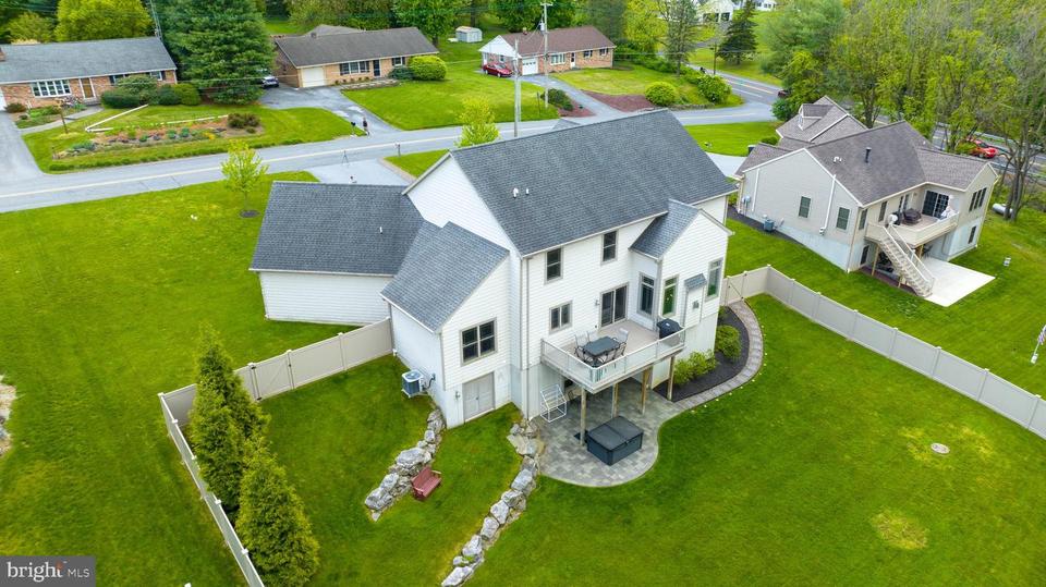  5 Snyder Hill Rd, Lititz, PA 17543 photo 6