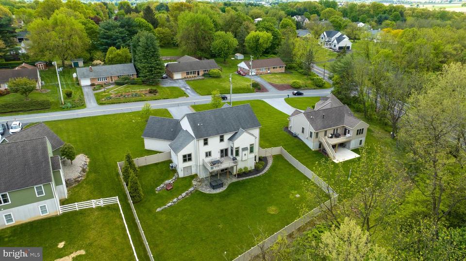  5 Snyder Hill Rd, Lititz, PA 17543 photo 8