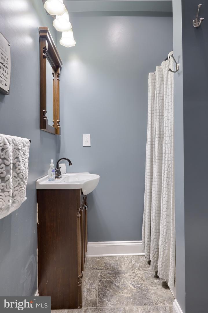  5 Snyder Hill Rd, Lititz, PA 17543 photo 78