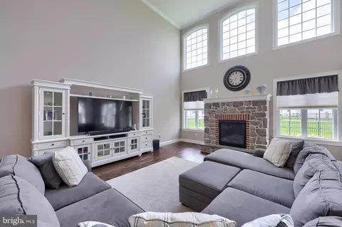 352 Ecker Dr, Lititz, PA 17543 photo 32