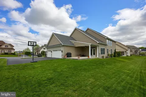 352 Ecker Dr, Lititz, PA 17543 photo 70