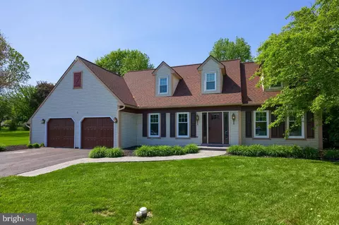 117 Bluegrass Cir, Landisville, PA 17538