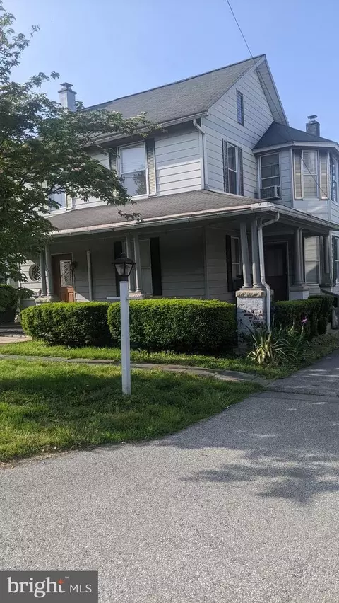 3253 E Lincoln Hwy, Paradise, PA 17562