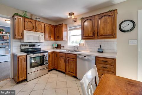 806 E Brubaker Valley Rd, Lititz, PA 17543 photo 10