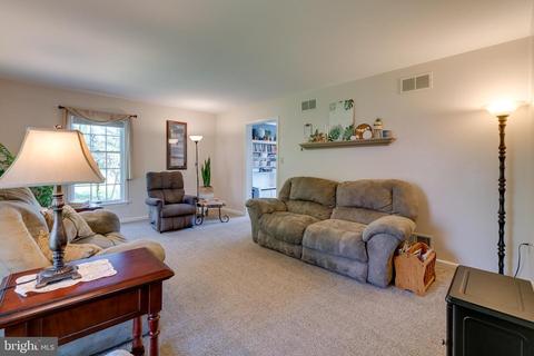 806 E Brubaker Valley Rd, Lititz, PA 17543 photo 6