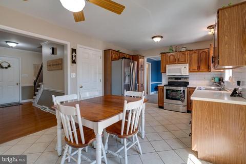 806 E Brubaker Valley Rd, Lititz, PA 17543 photo 9