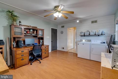 806 E Brubaker Valley Rd, Lititz, PA 17543 photo 17