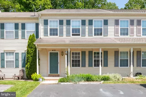 420 Rockwood Dr, Elizabethtown, PA 17022