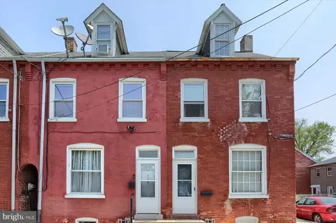543 E Strawberry St, Lancaster, PA 17602
