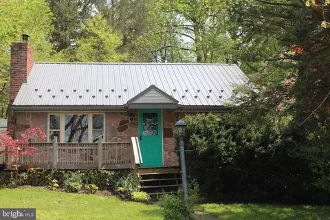 522 California Rd, Morgantown, PA 19543