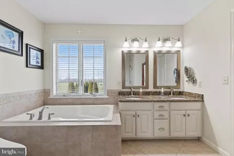 417 Wagonwheel Rd, Lititz, PA 17543 photo 23