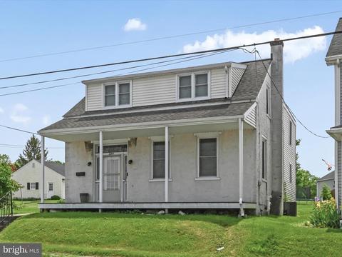 354 E Main St, Landisville, PA 17538