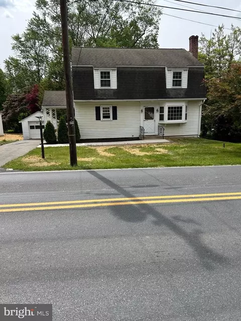 38 N Donnerville Rd, Mountville, PA 17554