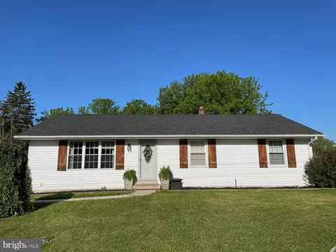 22 Nolt Ave, Willow Street, PA 17584