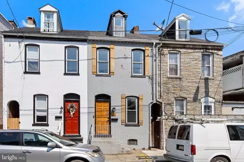 10 Locust St, Lancaster, PA 17602