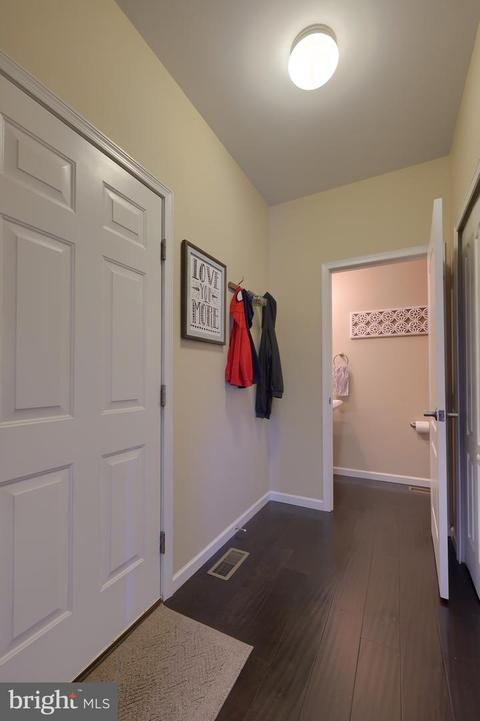 612 Warminster Ln, Lititz, PA 17543 photo 27