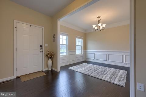 612 Warminster Ln, Lititz, PA 17543 photo 4