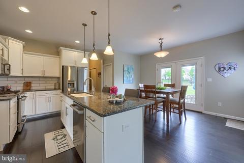 612 Warminster Ln, Lititz, PA 17543 photo 21