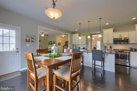 612 Warminster Ln, Lititz, PA 17543 photo 25
