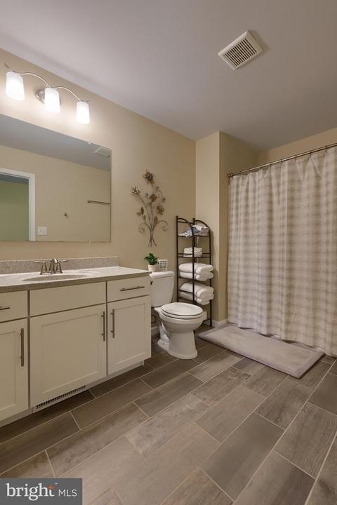 612 Warminster Ln, Lititz, PA 17543 photo 40