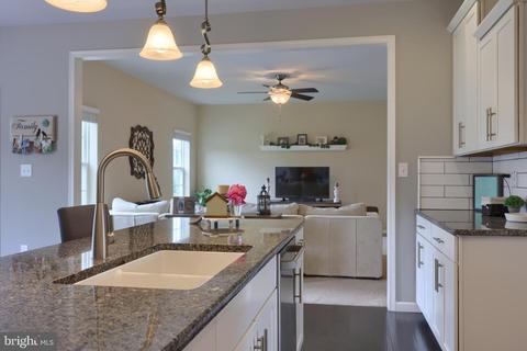 612 Warminster Ln, Lititz, PA 17543 photo 22