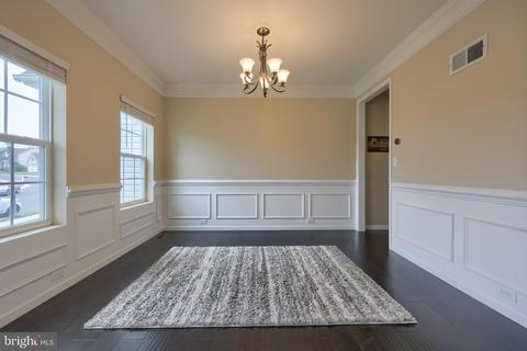 612 Warminster Ln, Lititz, PA 17543 photo 8