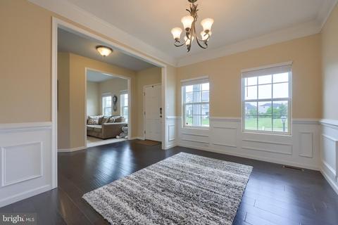 612 Warminster Ln, Lititz, PA 17543 photo 7